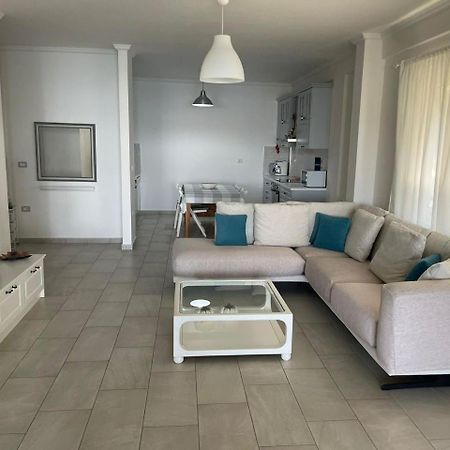 Aneta'S Beach House فلورا المظهر الخارجي الصورة