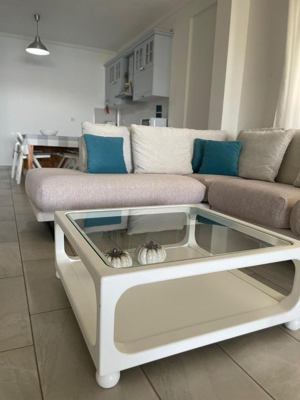 Aneta'S Beach House فلورا المظهر الخارجي الصورة
