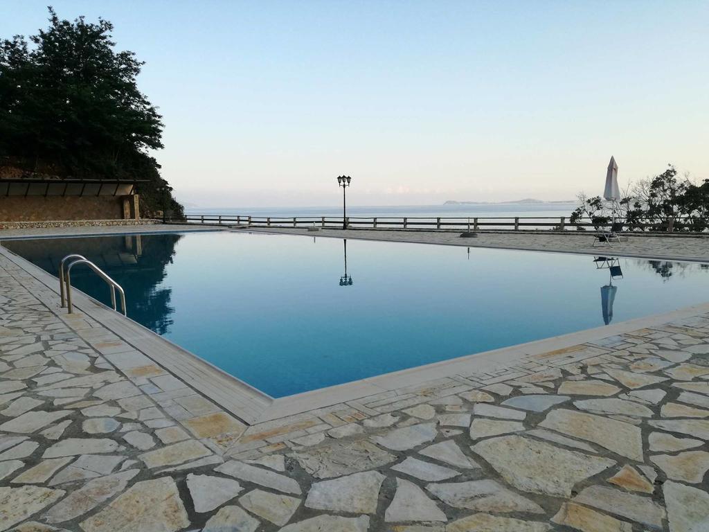 Aneta'S Beach House فلورا الغرفة الصورة