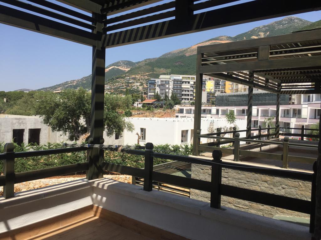 Aneta'S Beach House فلورا الغرفة الصورة