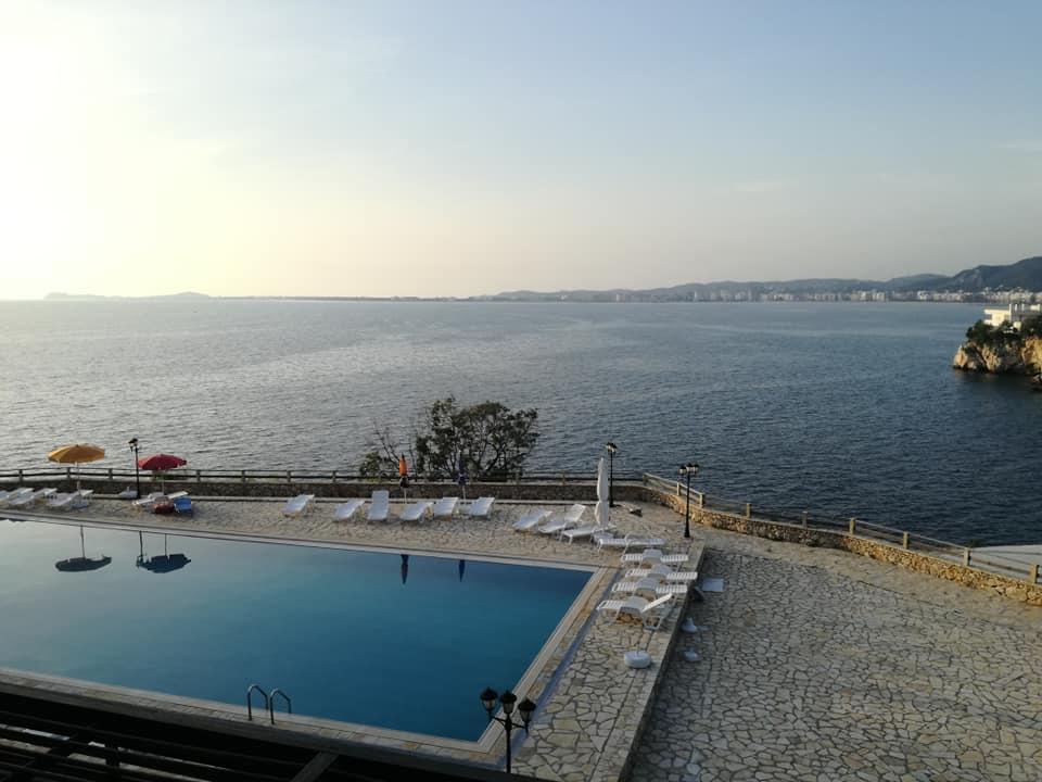 Aneta'S Beach House فلورا المظهر الخارجي الصورة